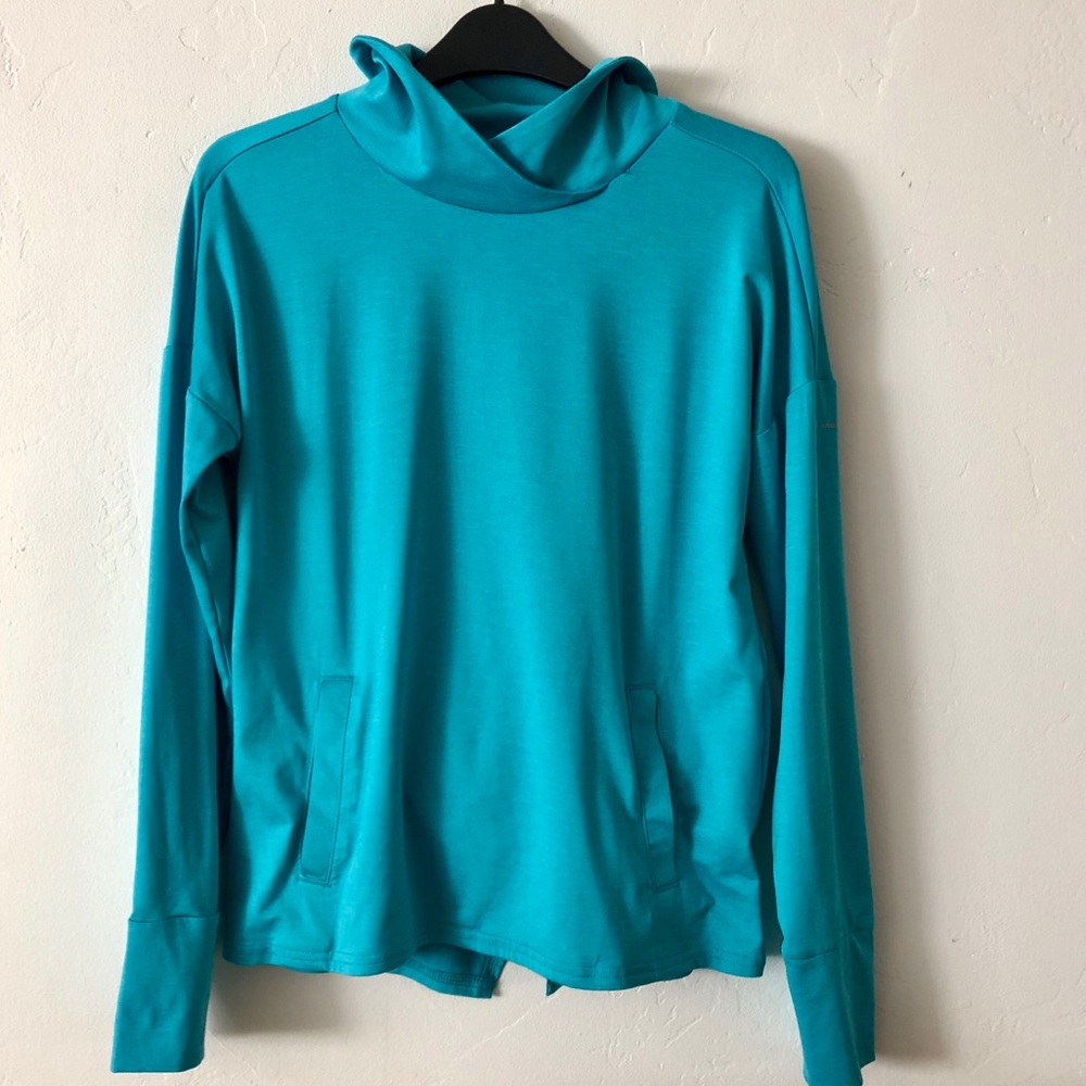 Columbia Women's Long Sleeve Top Split Back XS